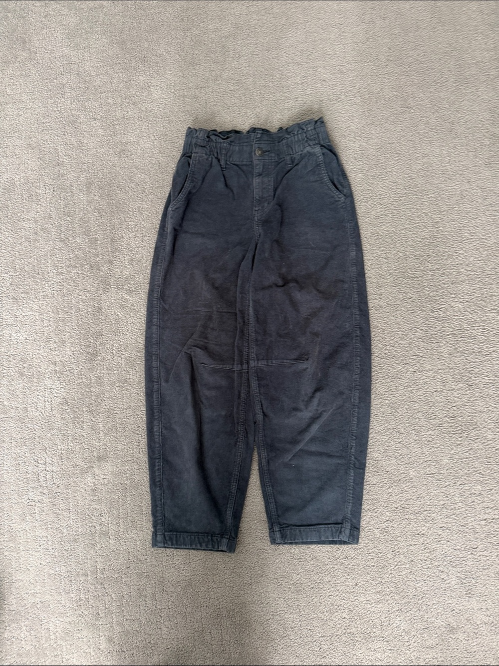 Dark grey corduroy Barrel jeans